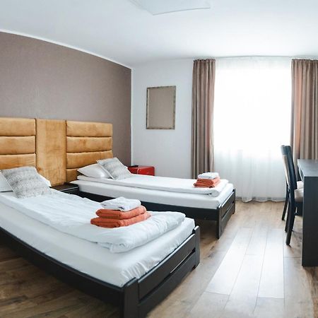 Myda Hotel Apahida Екстериор снимка