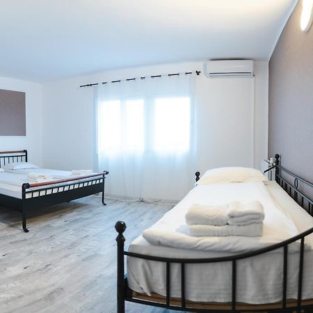 Myda Hotel Apahida Екстериор снимка