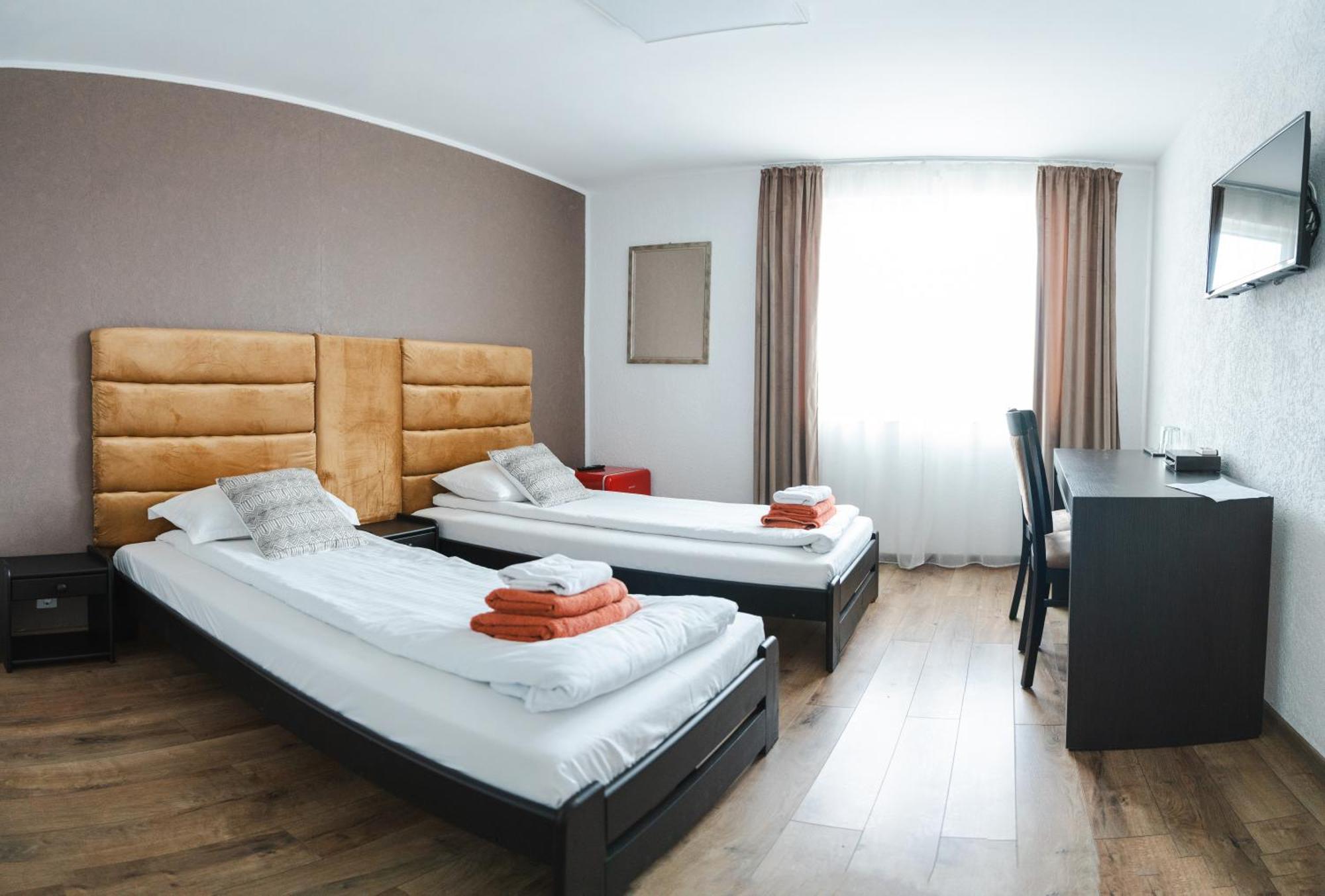 Myda Hotel Apahida Екстериор снимка