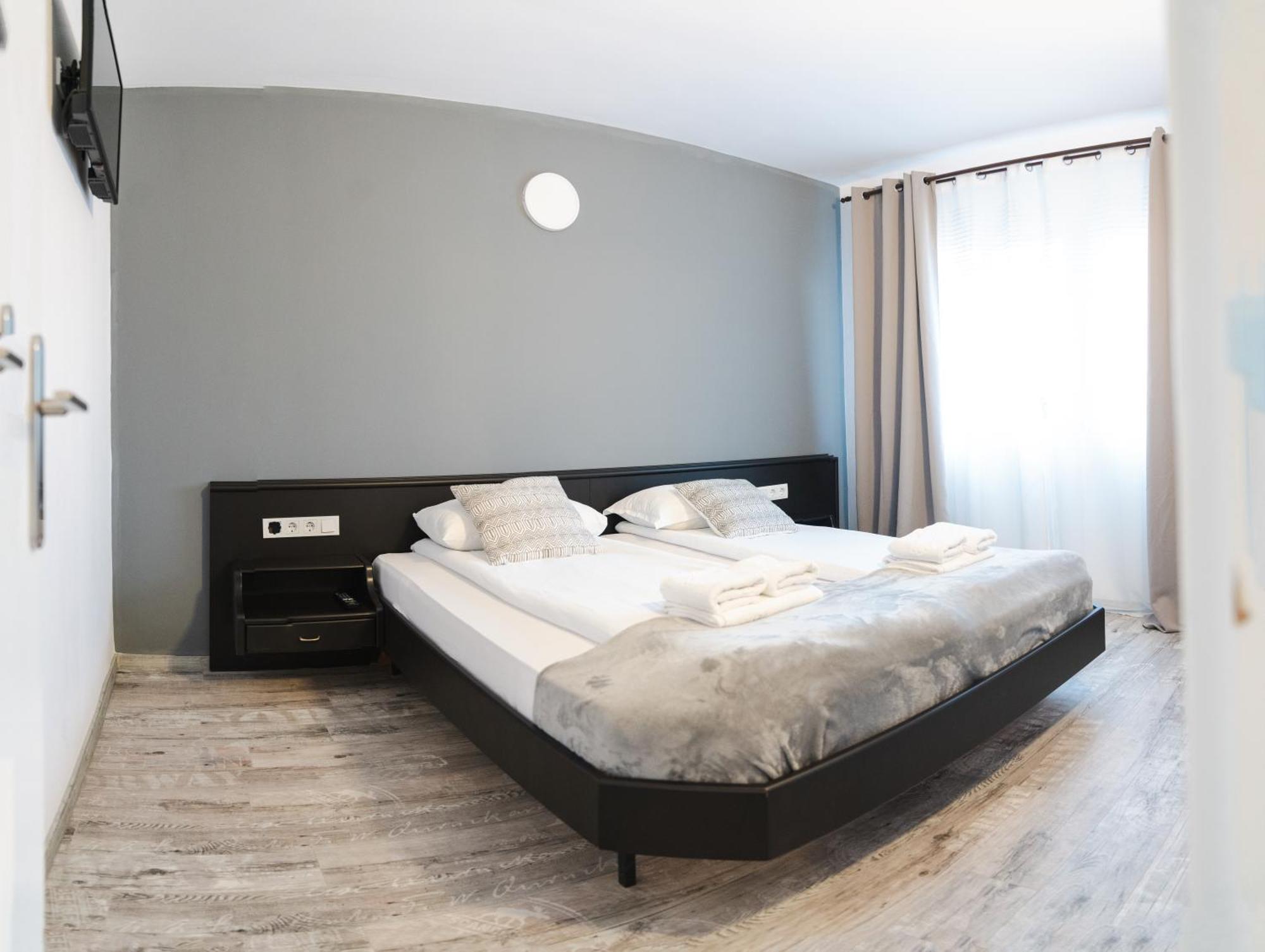 Myda Hotel Apahida Екстериор снимка