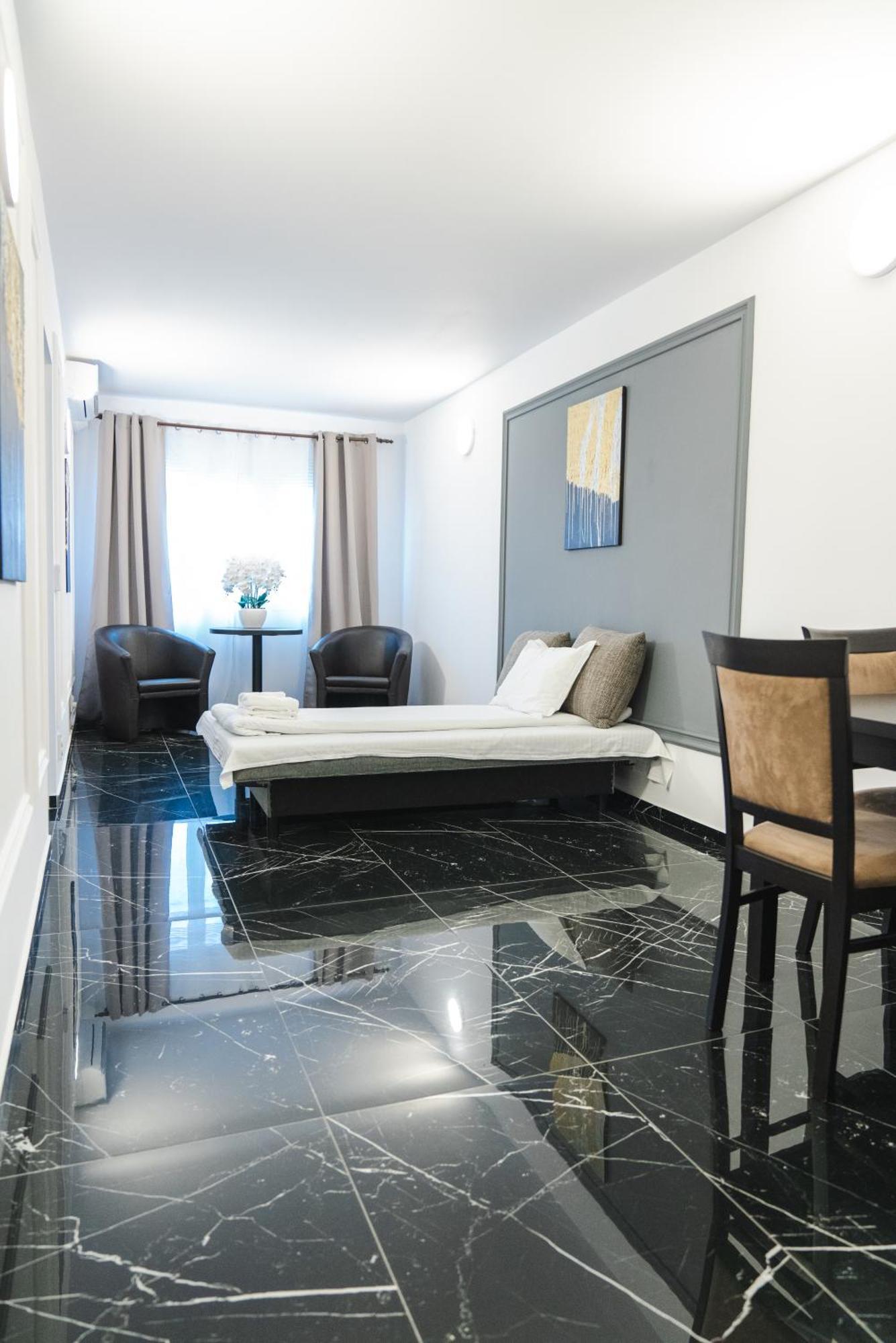 Myda Hotel Apahida Екстериор снимка